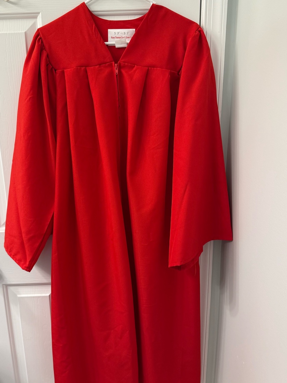 Graduation gown classic red 5’3 - 5’5